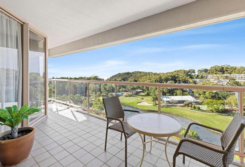 带两个卧室的顶楼公寓, Pacific Bay Resort