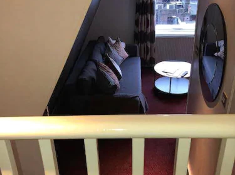 Люкс, Berjaya Eden Park London