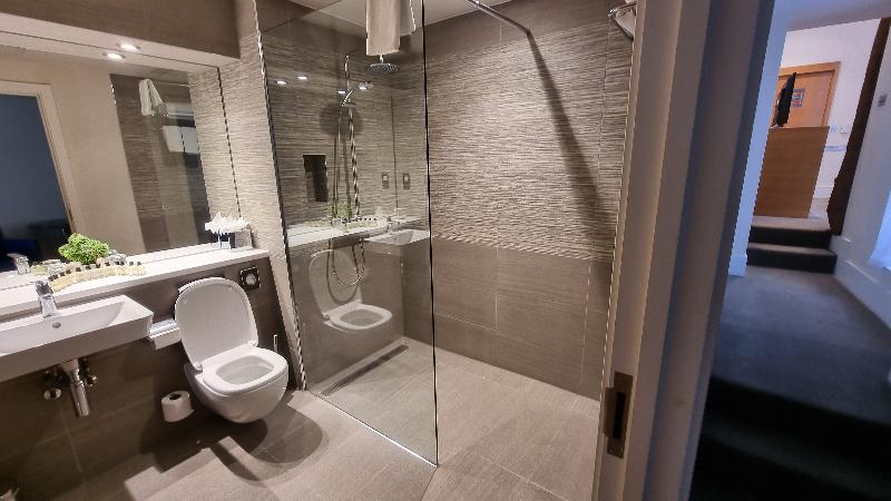Classic-huone, Berjaya Eden Park London