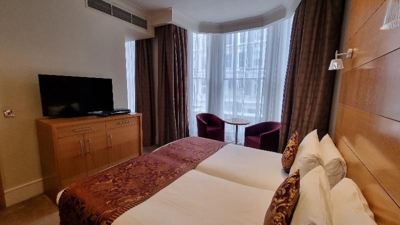 Классический Номер, Berjaya Eden Park London