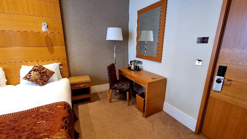 Классический Номер, Berjaya Eden Park London