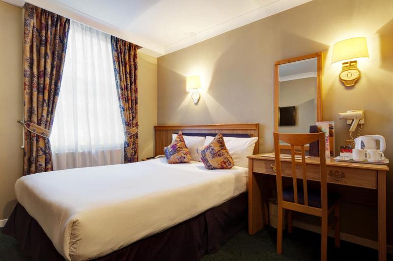 Номер Стандарт, Berjaya Eden Park London