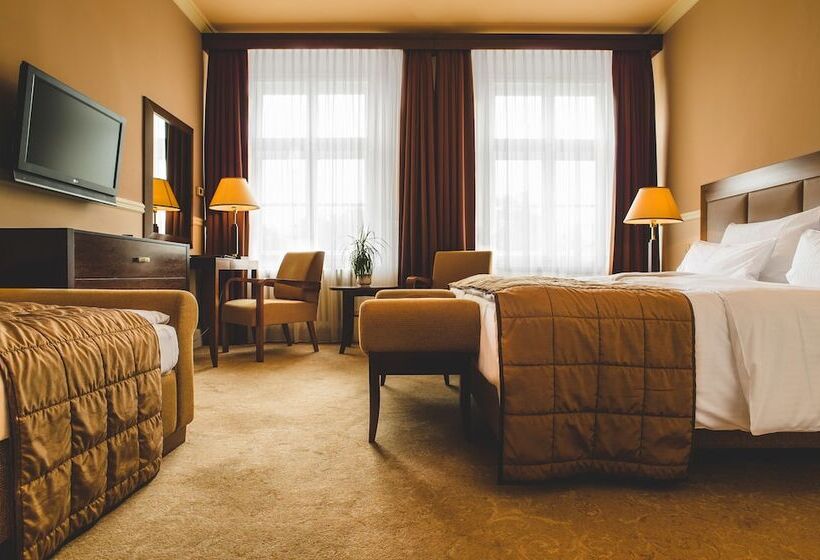 اتاق استاندارد سه نفره, Esplanade Hotel Prague