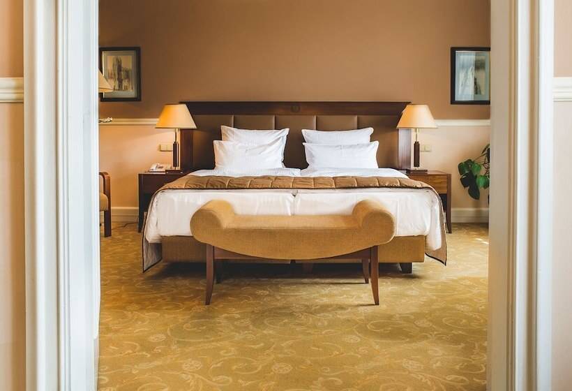 اتاق استاندارد سه نفره, Esplanade Hotel Prague