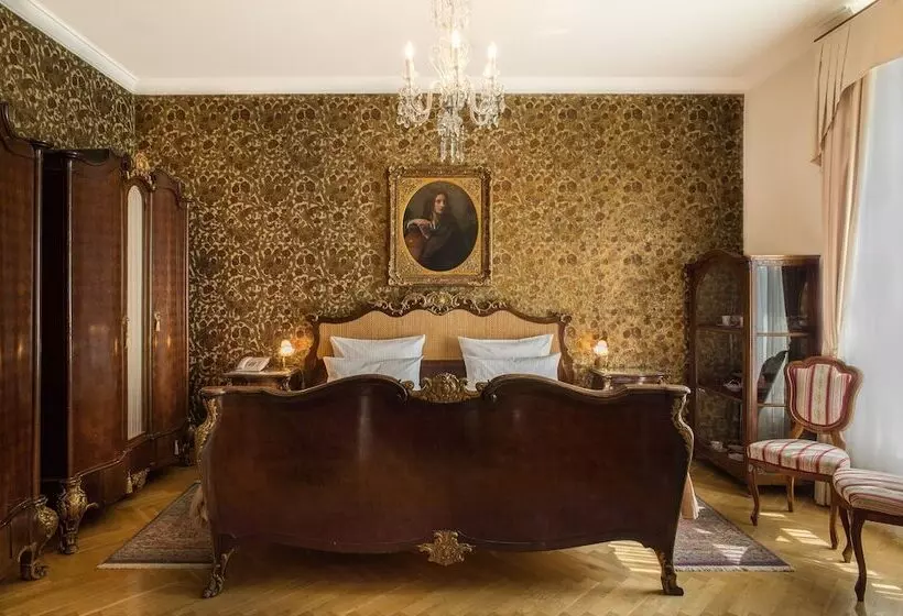 Sviitti, Esplanade Hotel Prague