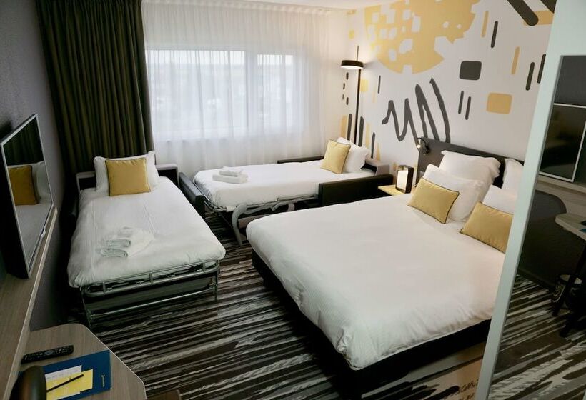 Номер Executive, Golden Tulip Roissy Saint Witz