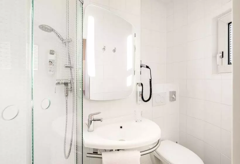 コンフォートルーム, Ibis Hotel München City