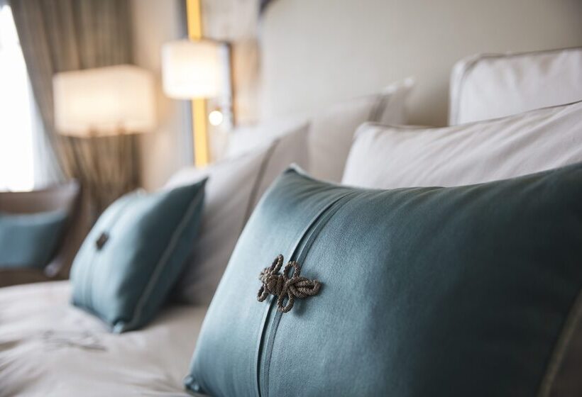 行政房间, Labourdonnais Waterfront