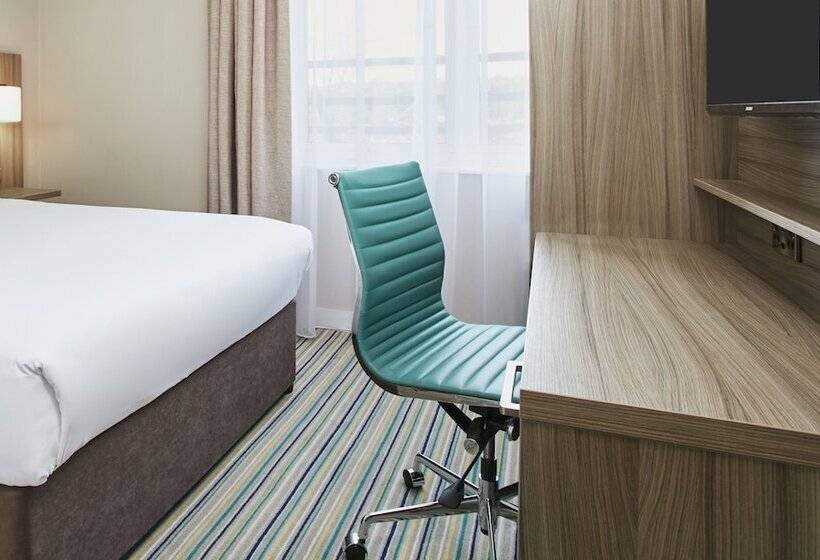 غرفة قياسية, Leonardo Royal Oxford