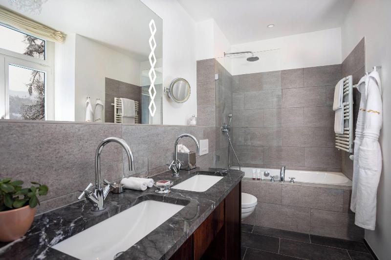 디럭스 룸 산전망, Waldhaus Flims Wellness Resort, Autograph Collection