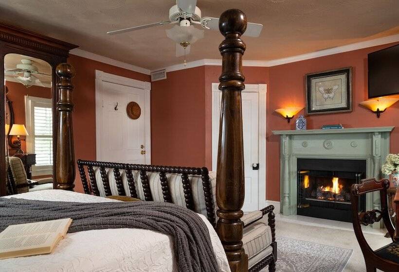 ダブルベッドスタンダードルーム, White Doe Inn Bed & Breakfast