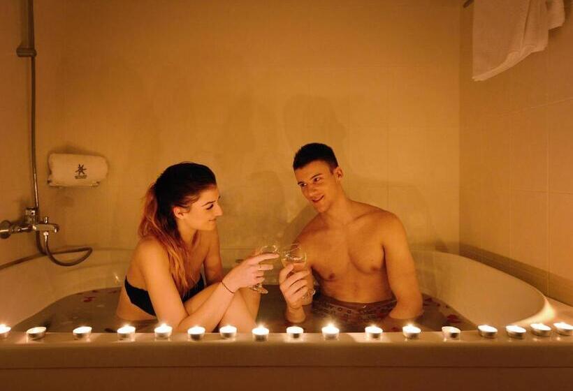 침실 2개 아파트, Augusta Spa