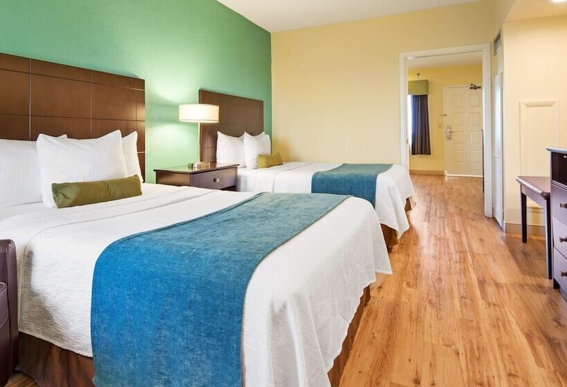 جناح لذوى الاحتياجات الخاصة, Best Western Plus Deerfield Beach Hotel & Suites