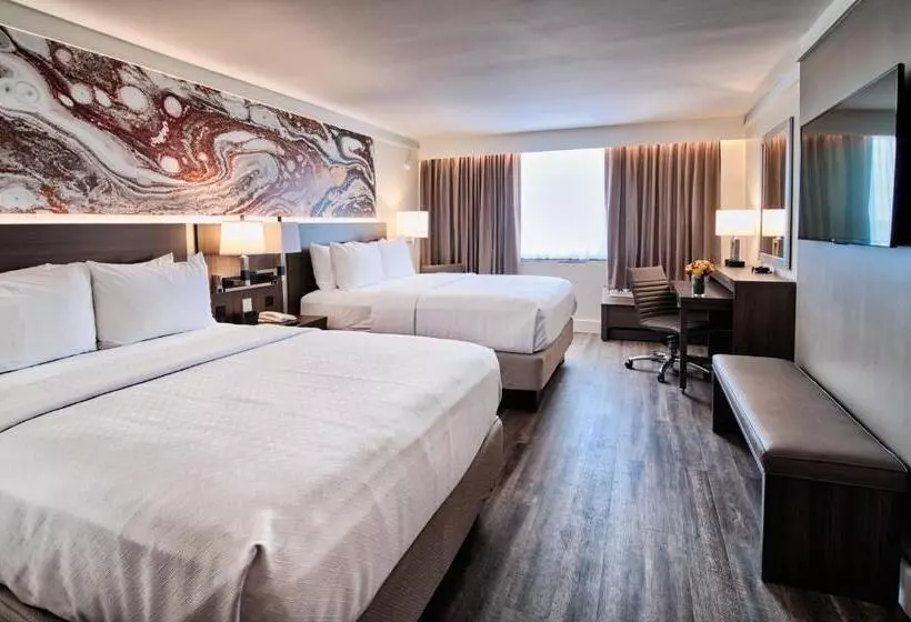 اتاق پریمیوم با بالکن, Crowne Plaza Executive Center Baton Rouge, An Ihg