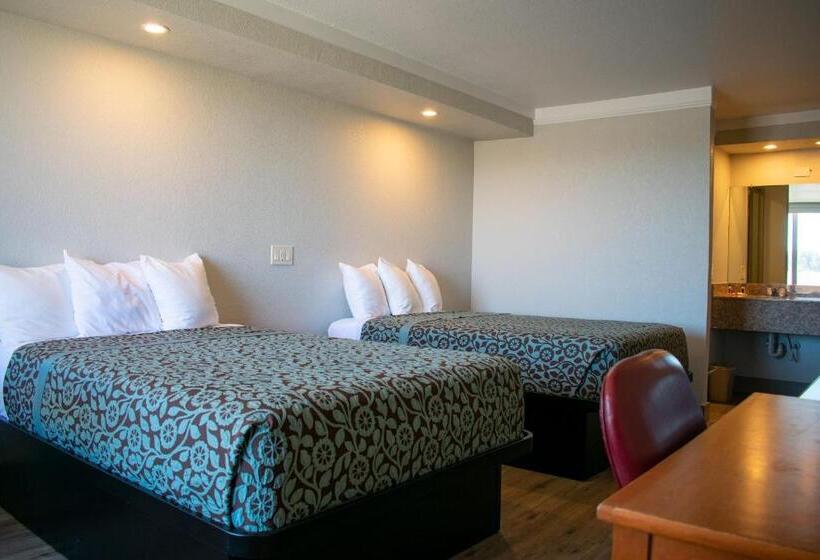 غرفه قياسيه سريرين مزدوجين, Days Inn By Wyndham Hillsboro Tx