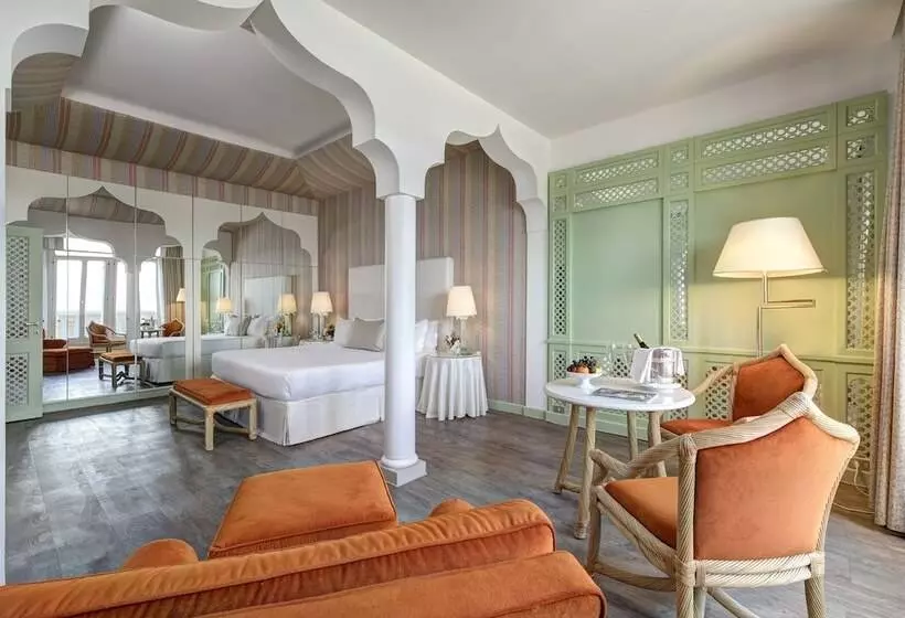 اتاق لوکس با چشم‌انداز دریا, Excelsior Venice
