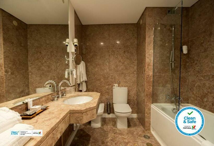 اتاق خانوادگی, Florida