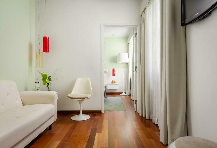 اتاق خانوادگی, Florida