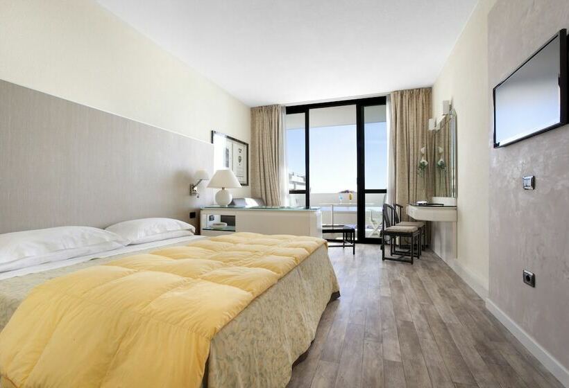 高级大房间, Grand Hotel Pianeta Maratea Resort