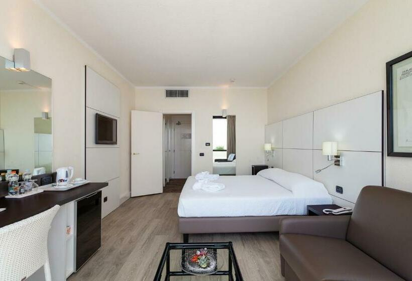 小型套房, Grand Hotel Pianeta Maratea Resort