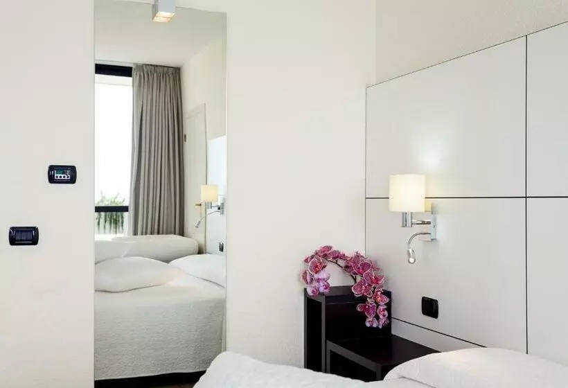 سوییت, Grand Hotel Pianeta Maratea Resort