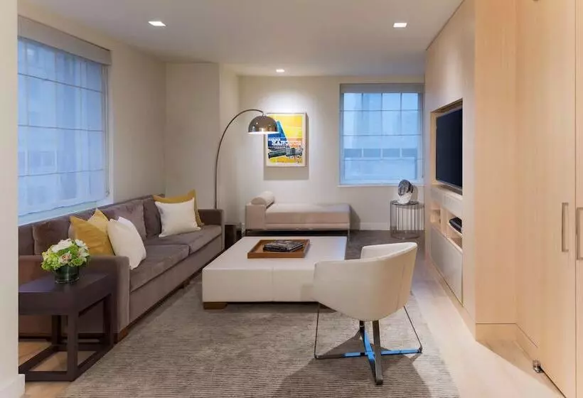 سوئیت پریمیوم, Hyatt Grand Central New York