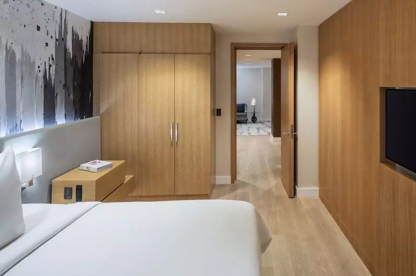 سوئیت پرزیدنت, Hyatt Grand Central New York
