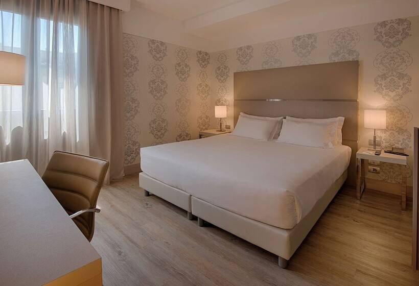 اتاق استاندارد, NH Firenze