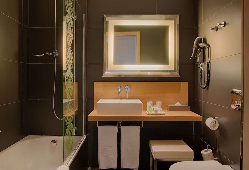 اتاق استاندارد یک نفره, NH Firenze