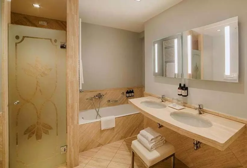 اتاق استاندارد, NH Firenze