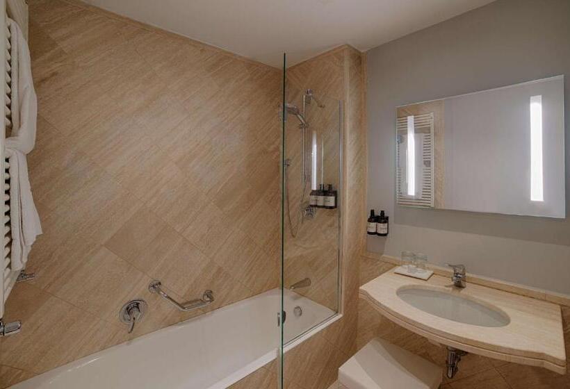 اتاق استاندارد, NH Firenze