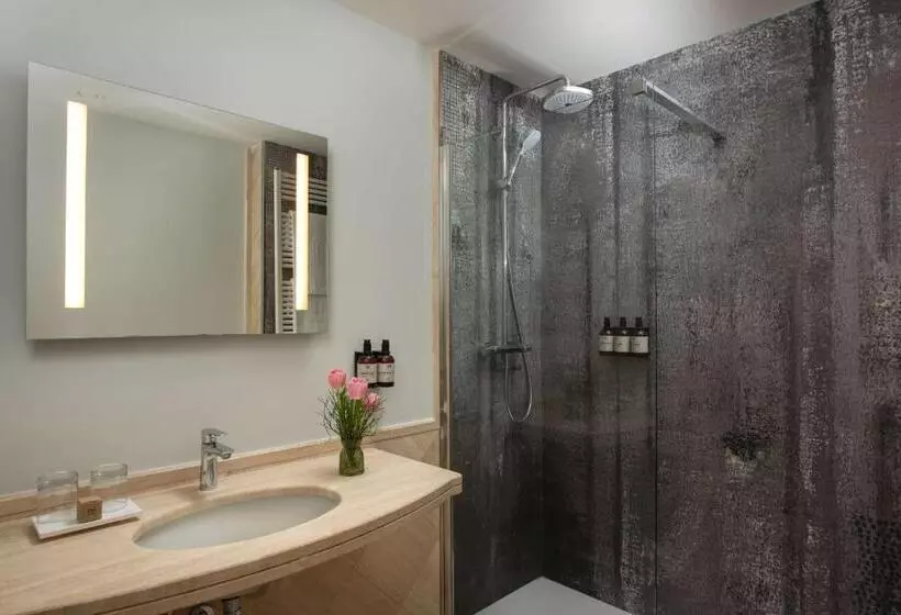 اتاق استاندارد, NH Firenze