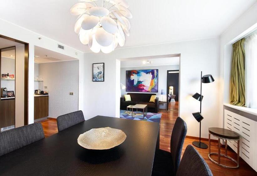 سوئیت رویال, Radisson Blu Hotel Lietuva