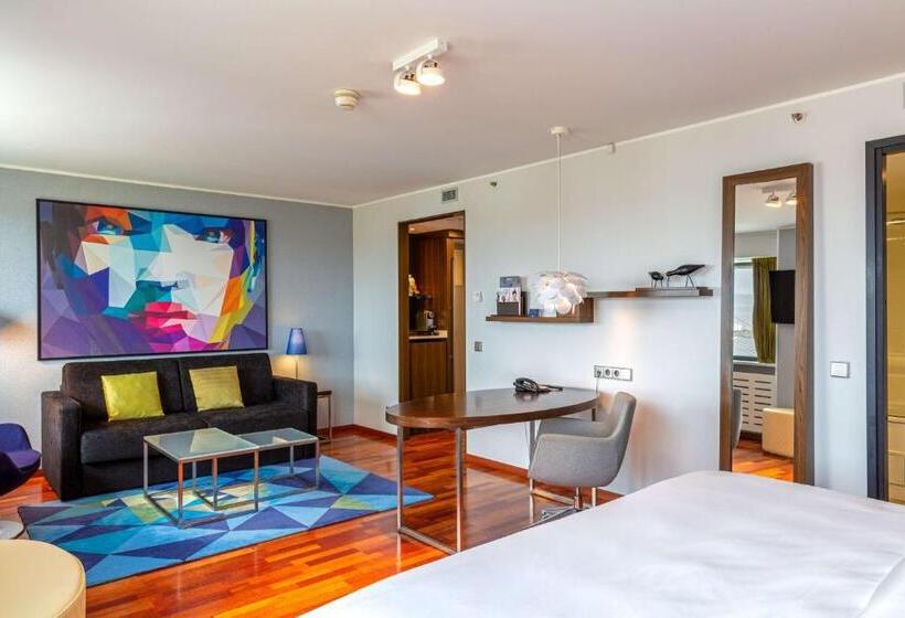 سوئیت با چشمانداز, Radisson Blu Hotel Lietuva