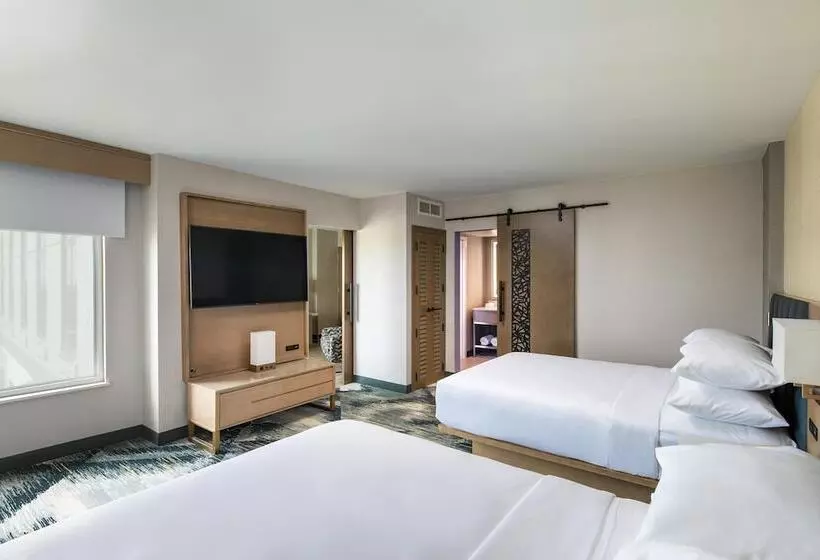 スイート, Sheraton Suites Columbus Worthington