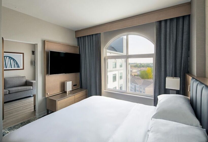 Люкс Клуб, Sheraton Suites Columbus Worthington