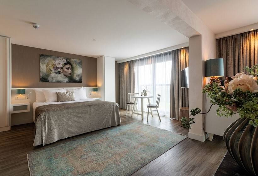 سوییت جونیور, Van Der Valk Hotel Venlo