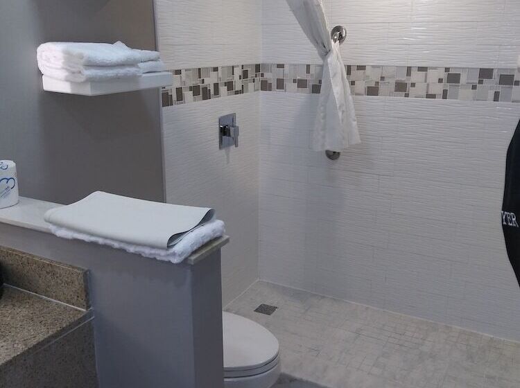 جناح, Best Western Historical Inn