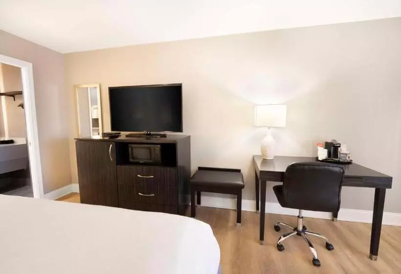 身障者適用キングサイズベッドルーム, Best Western Historical Inn