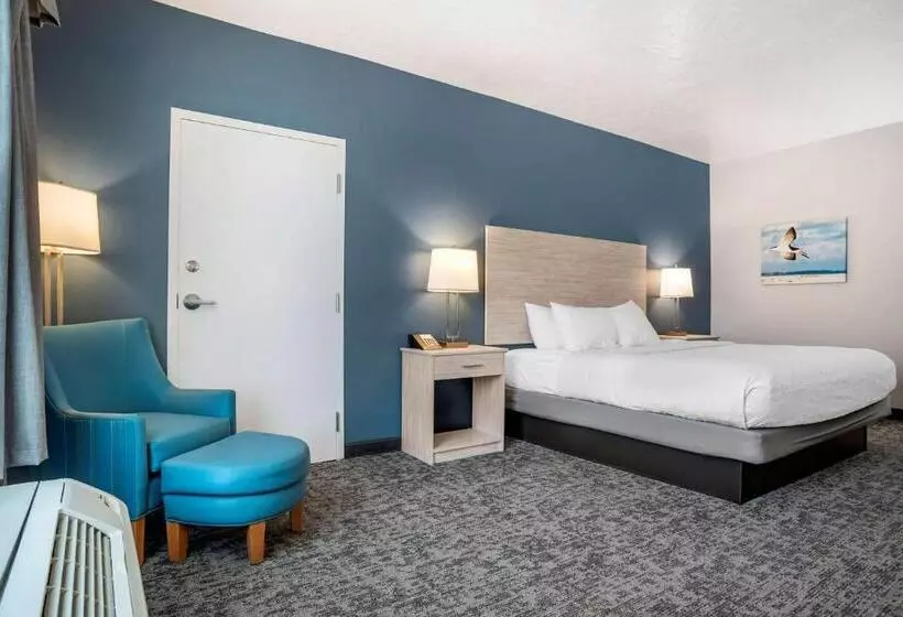 キングサイズベッドのスタンダードルーム, Best Western Navarre Waterfront