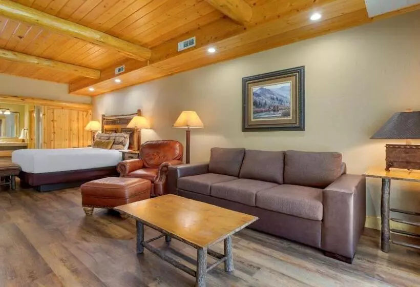 キングサイズベッドのスイートルーム, Best Western Ponderosa Lodge