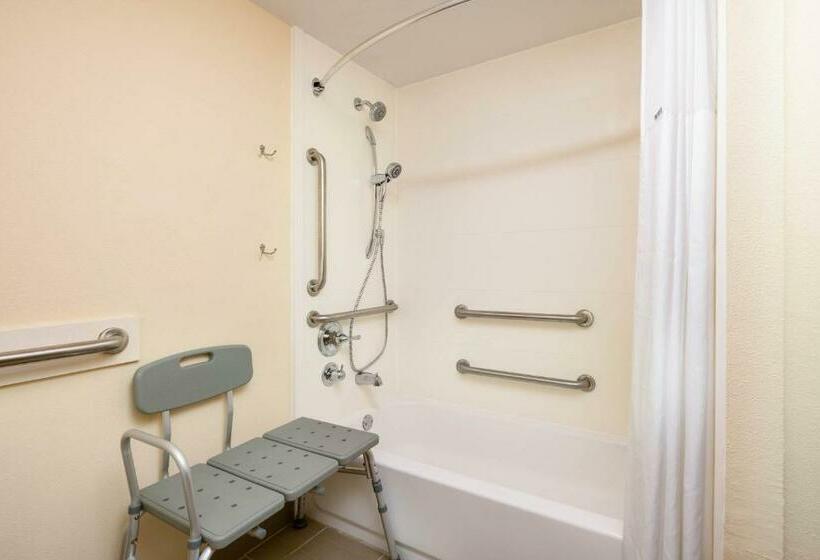 Büyük Çift Kişilik Yataklı Standart Oda, Days Inn By Wyndham Murphy