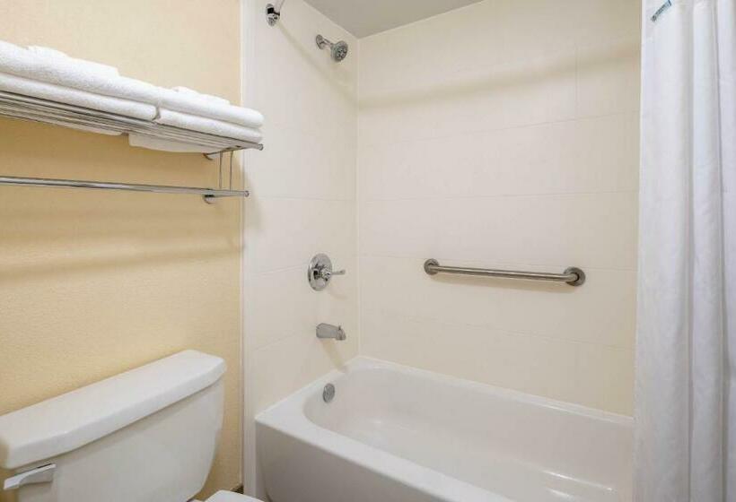 İki Çift Kişilik Yataklı Standart Oda, Days Inn By Wyndham Murphy