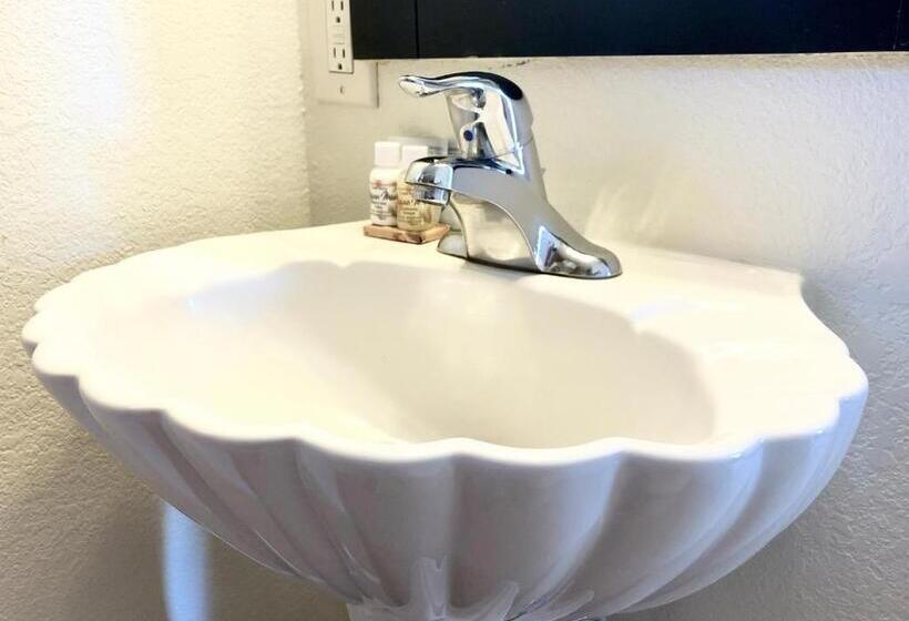 חדר בסיסי, Dunes Inn & Suites Tybee Island