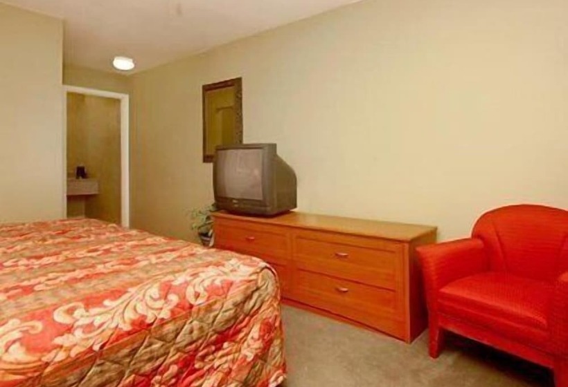 Номер Стандарт 2 Двуспальные Кровати, Econo Lodge Downtown