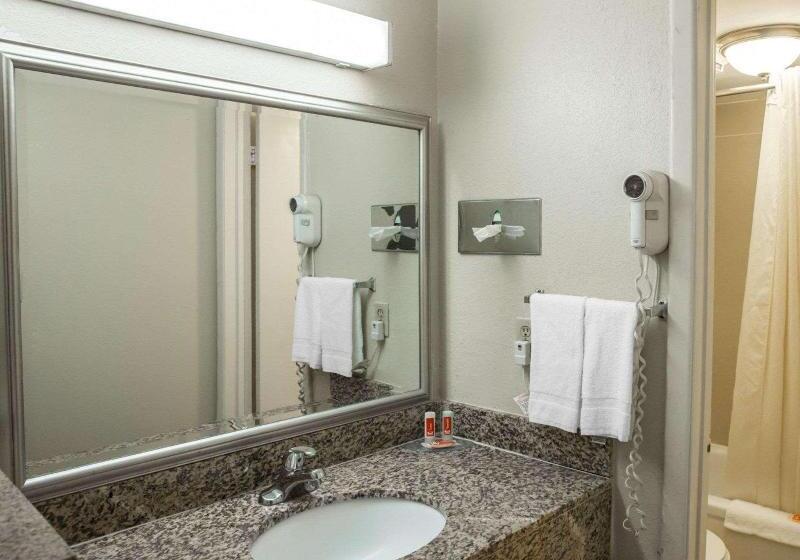 스탠다드 룸 킹사이즈 침대, Econo Lodge North Washington