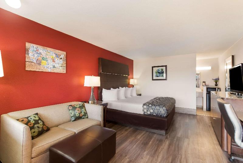 스탠다드 룸 킹사이즈 침대, Econo Lodge North Washington