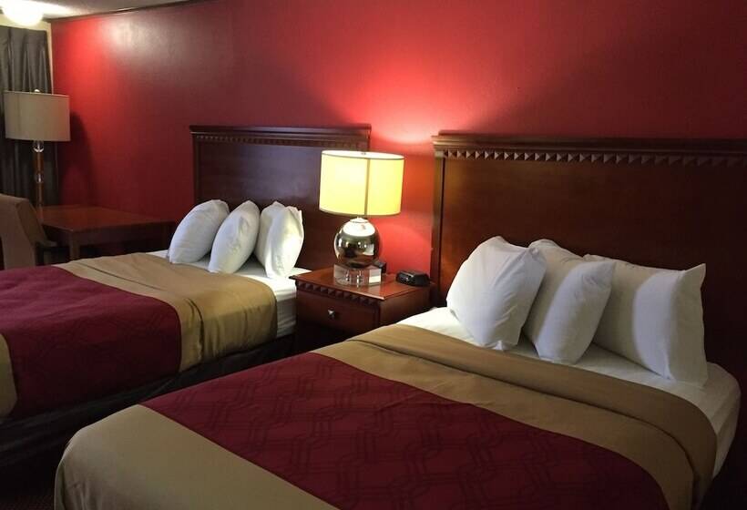 חדר סטנדרט שתי מיטות זוגיות, Econo Lodge