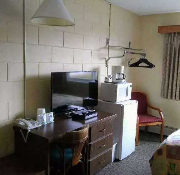 エコノミー４人部屋, Haida Way Motor Inn