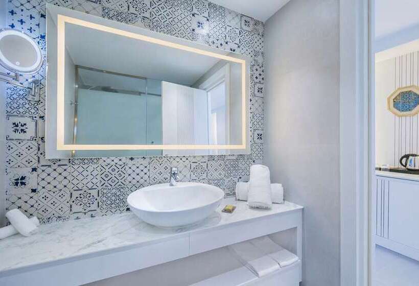 חדר סטנדרט שתי מיטות זוגיות, Hilton Winnipeg Airport Suites